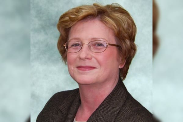 picture of Deborah Scollard